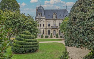 Beaune Retreats & Trips
