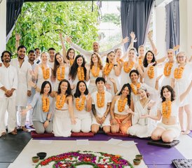 25 días de profesorado de yoga multiestilo de 300 horas en Bali, Indonesia - Photo 5