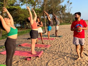 10 Tage 85-Stunden Pränatal- und Postnatal-Yogalehrer-Ausbildung in Kerala, Indien