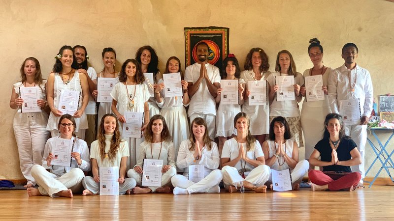 21 jours-200h en formation de professeur de hatha yoga traditionnel à Avignon, France