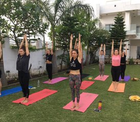 Zelfstudie of Blended met Live Online Cursus 200-Uur TTC: Hatha, Ashtanga Vinyasa en Yin - Photo 2
