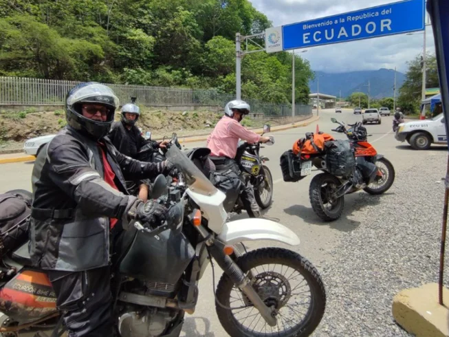 13 Days Guided Ecuador and Peru Inca Trail Loop Tour photo 6