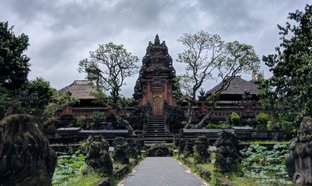 Kabupaten de Gianyar Retraites et Voyages