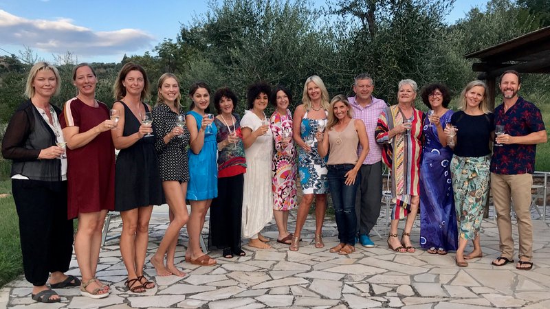 6 Day Intuition Painting®, Wellness, Meditation and Yoga Retreat in Tuscany, Italy