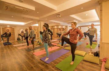 11 Tage 100-Stunden Multistil Yoga-Lehrerausbildung für Anfänger in Kathmandu, Nepal