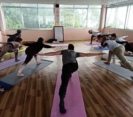 25 Daagse 300-Uurige Authentieke Yoga Docentenopleiding in Hemels Pokhara, Nepal - Photo 4