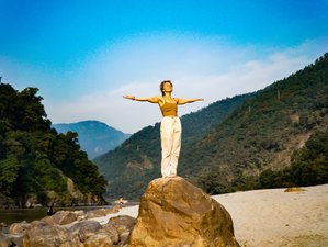 7 Day Refreshing Waterfall Hiking and Sightseeing Yoga Holiday in Rishikesh, India