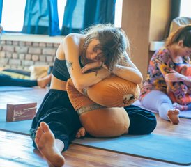 7 días de formación de profesorado de yin yoga de 50 horas en Rishikesh, India - Photo 2