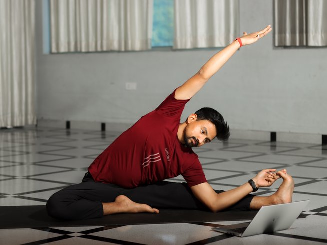 3 TIPS FOR BEGINNERS YOGA FOR WEIGHT LOSS - Wellness Center in Goa, India,  Book Your Online Classes on Yoga, Diet Consultation and Health Counselling