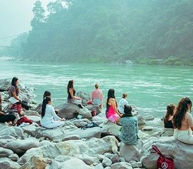 8 jours en stage de yoga et méditation avec soins sonores et massage ayurvédique à Rishikesh, Inde - Photo 2