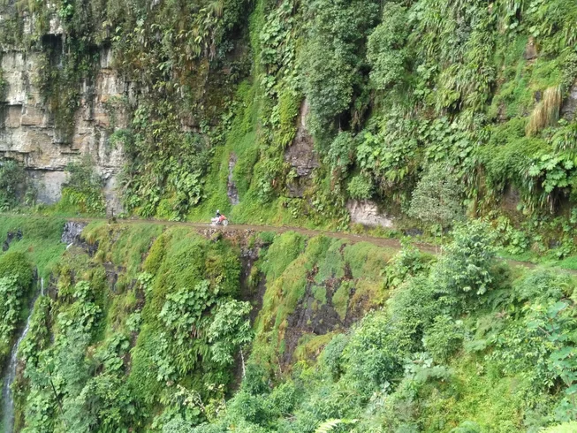 19 Day Highlander 2 Guided Motorcycle Tour in Bolivia photo 9