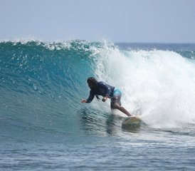8-daags “Surf by Day, Sunset by Soul” surfkamp in Thaa Veymandoo, Malediven - Photo 4