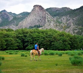 10 Tage Reitreise durch Natur und Legenden im Bayanaul-Nationalpark in Kasachstan - Photo 3