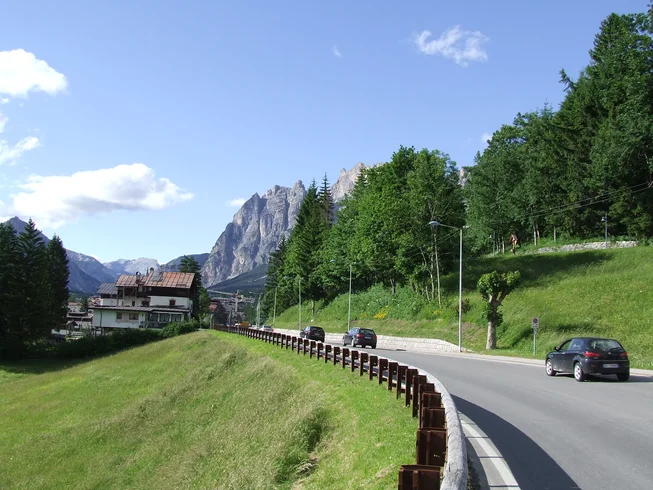 8 Day Guided Motorcycle Tour in Dolomiti, Italy photo 10