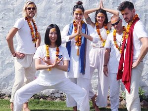 25 jours-200h en formation de professeur de yoga multistyles à Rishikesh en Inde