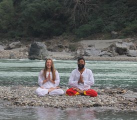 8 Tage 50-Stunden Yin Yoga und Klangheilung Yogalehrer Ausbildung in Rishikesh, Indien - Photo 3