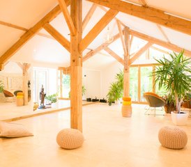 6 días de retiro de yoga en villa privada, estudio a medida y piscina en Nueva Aquitania, Francia - Photo 2