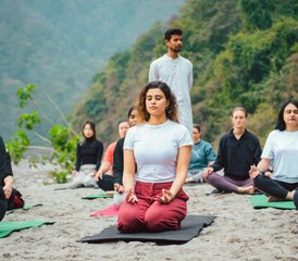 25 jours-200h en formation de professeur de yoga nidra et hatha avec méditation à Rishikesh, India - Photo 2