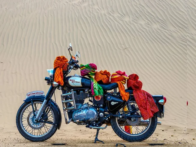 11 Day Festival of Colors Guided Motorcycle Tour in Rajasthan