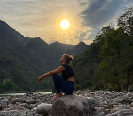 10 Tage Yoga Retreat mit Ayurveda-Therapien am Ufer des Ganges in Rishikesh, Indien - Photo 3