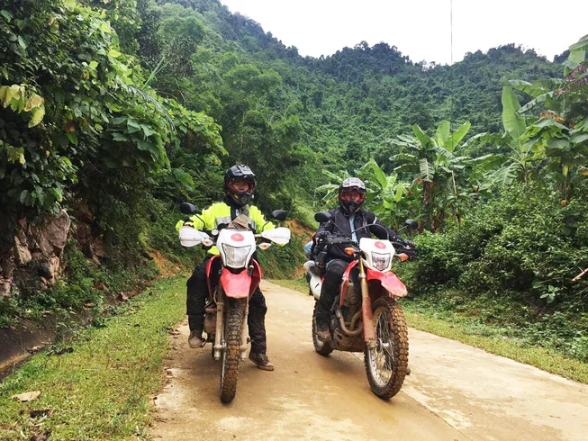 14 Day Incredible Hanoi to Saigon Guided Motorbike Tour in Vietnam photo 4