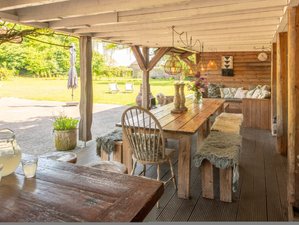4 Day Tailor-Made Holistic Luxury: Coaching, Massage, Meditation and Yoga in Oeffelt, Netherlands