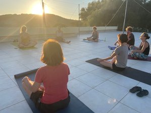 8 Tage Inspire Week Retreat: Ankommen bei Dir mit Body Mind Flow und Yoga auf Korfu, Griechenland