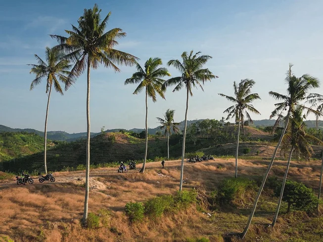 5 Day Guided Motorcycle Tour of Lombok and West Sumbawa in Indonesia photo 7