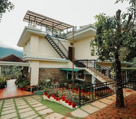 22-Daagse Yoga- en Ayurveda Detox Retreat in Munnar, Kerala, India - Photo 3