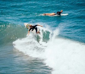 68 jours en stage de surf tous niveaux et retraite de yoga à Playa Avellanas, Costa Rica - Photo 1