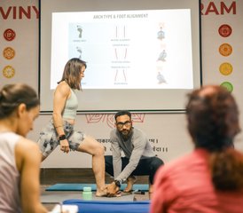 15 Tage 100-Stunden Yogatherapie Lehrer Ausbildung in Rishikesh, Indien mit Ayurveda, Meridianen und mehr - Photo 2