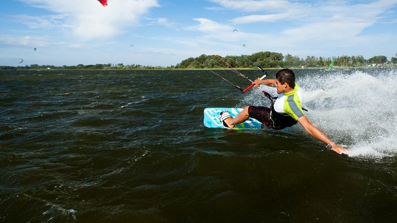 5 Day Kiteboarding Courses for Beginners in Wiek, Rügen, in Germany