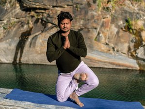 3 Day Weekend Yoga, Naturopathy, and Ayurveda Retreat With Dr. Balmukund Shastri in Gubbio, Italy