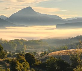 5 Día Retiro de Yoga y Eco-glamping en la Provenza, a Orillas del Lago Sainte-Croix, Francia - Photo 4