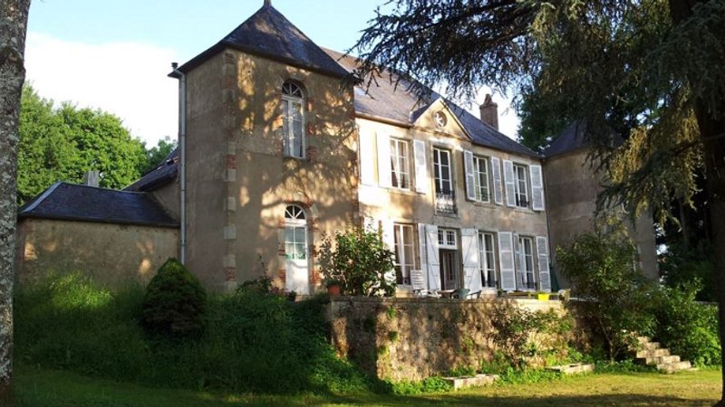 4 jours en stage de yoga et méditation, avec massages en option, en pleine nature en Bourgogne