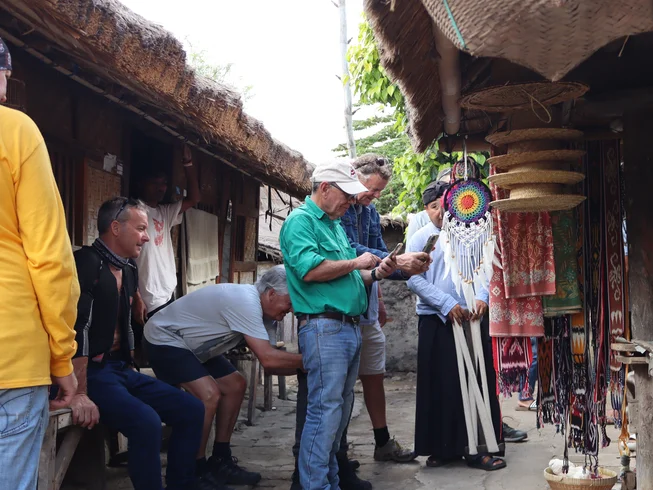 6 Day Lombok - The Loop: Guided Motorcycle Tour in Indonesia from Bali to Lombok Island photo 4