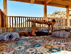 5 jours en stage de yoga et surf pour tous niveaux près de Taghazout, Maroc