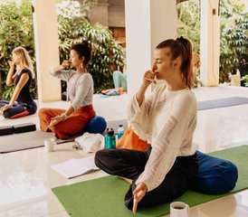 15 Tage 100-Stunden Traditionelle Hatha und Ashtanga Yogalehrer Ausbildung in Ubud, Bali, Indonesien - Photo 3