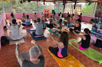 29 Tage 300-Stunden Multi-Style Yogalehrer Ausbildung in Arambol, Nord-Goa, Indien