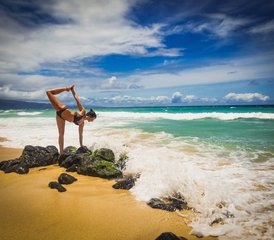 819 Day Hatha and Vinyasa 200-Hour Yoga Teacher Training in Maui, Hawaii, USA - Photo 1