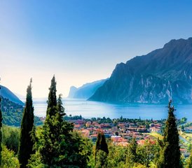 4 Tage Yoga-, Aktiv- und Erholungsretreat am Gardasee, Italien: Yoga, Pilates, Tennis, Padel, Atmung - Photo 5