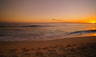 Sunset Beach Retraites et Voyages