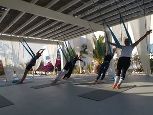 7 jours en stage de Fly Yoga au cœur de l'île de Syros, Grèce