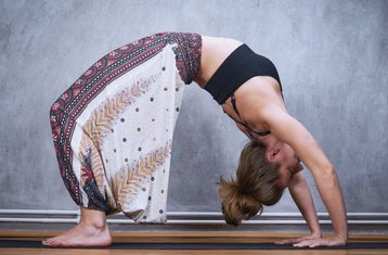 5 jours en stage de méditation, asanas, constellations et philosophie du yoga à Cullera, Espagne