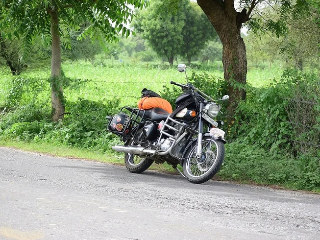 15 Day Royal Land Guided Motorcycle Tour in Rajasthan, India photo 5