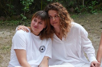 28 Tage 200-Stunden Yogalehrer Ausbildung Mit Hatha, Vinyasa, Ashtanga, Kundalini in Rishikesh, Indien