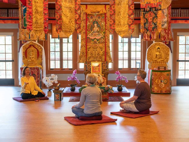 Top 10 Short Yoga Breaks And Yoga Weekends In California