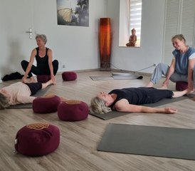 34 dagen yoga en breath “Works” – Thaise yogamassage en meditatie in de Eifel, Duitsland - Photo 1
