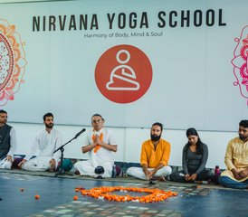 28 días de curso de formación y 200 horas para profesores de Hatha Ashtanga Vinyasa Yoga en Rishikesh, India - Photo 4