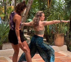 43 días de formación avanzada de profesorado de yoga híbrida de 300 horas: online y presencial en Isla Mujeres, México - Photo 4
